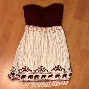 Maroon and white strapless dress